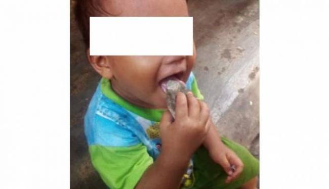 Ditinggal Kabur Ayah-Ibu, Bayi Dua Tahun di Palembang Jadi Gemar Makan Batu