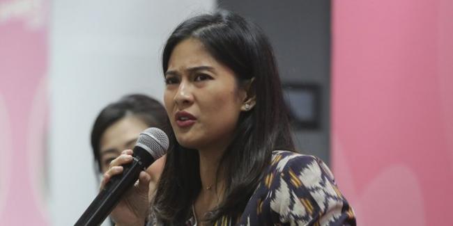 Pengakuan Blak-blakan Dian Sastro soal Autisme Anak Sulungnya