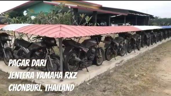 Terlanjur Kaya, Pemilik Rumah Pagari Kediamannya dengan Puluhan Sepeda Motor