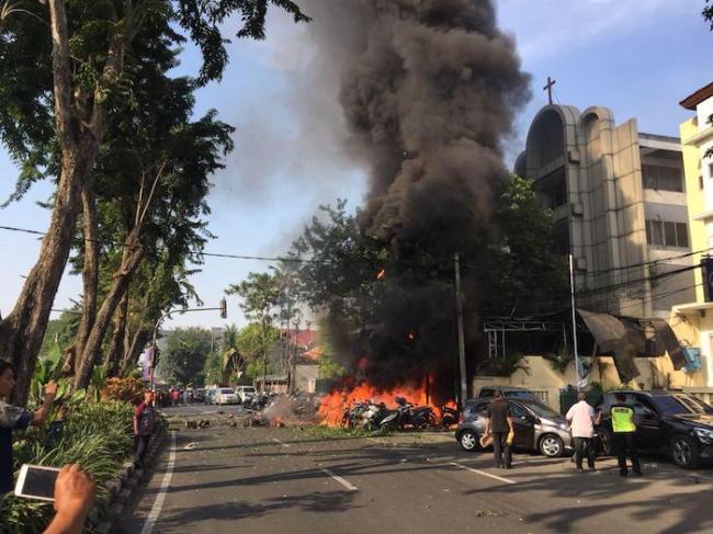 Korban Bom Gereja Surabaya Capai 10 Orang