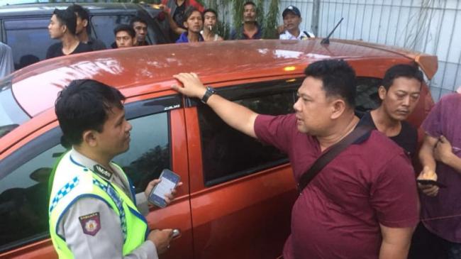 Mayat Balita Ditemukan Tewas di Dalam Mobil 