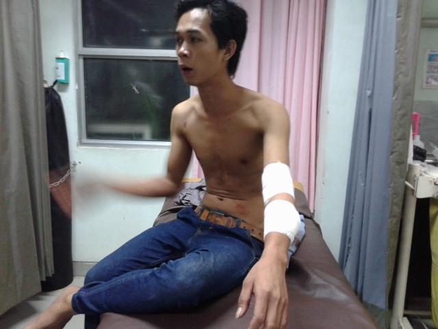 Pulang Menghibur di Kampung Bule, "Tiba-tiba Ada yang Nikam Saya.."