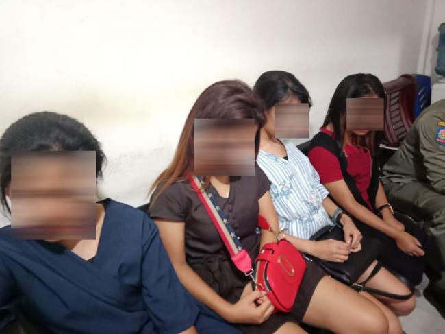 Empat ABG Kedapatan Jadi Wanita Penghibur di Karaoke Tanjungpinang