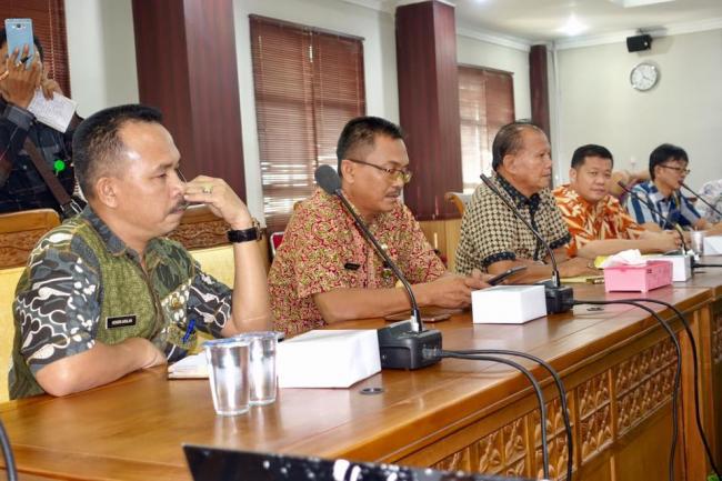 Acay, Pemilik Toko Buku Lindungi Dalang Penjual LKS di Batam