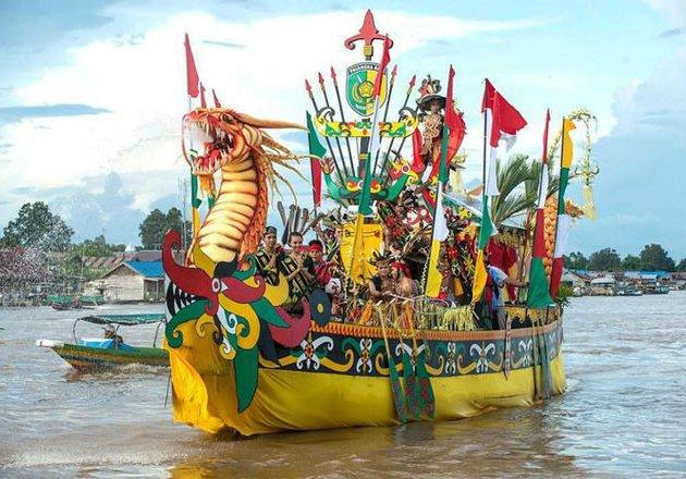 Festival Budaya Isen Mulang Kenalkan Budaya Tradisional Kalimantan