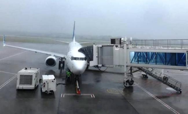 Cuaca Buruk Bikin Pesawat Garuda Indonesia Batal Mendarat di Tanjungpinang