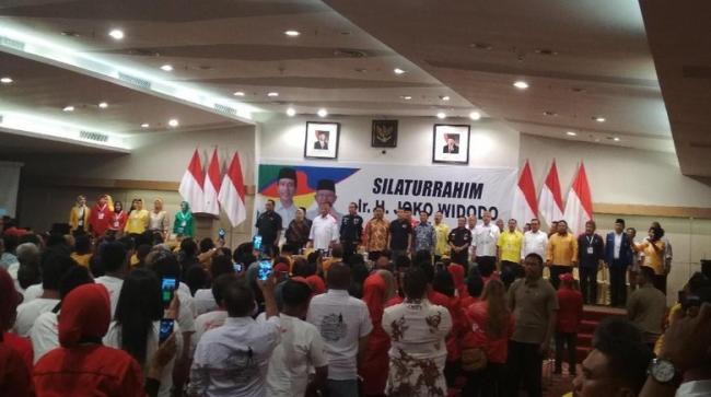 Keluarga Besar Uno Dukung Jokowi, Sorak Berkumandang