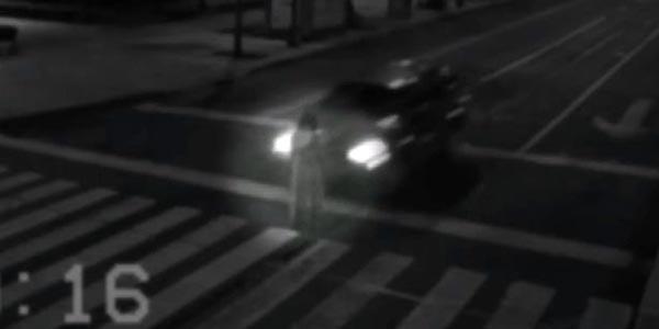   Hii...CCTV Tangkap Penampakan Hantu di Persimpangan