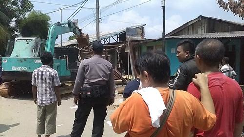 Rumah Digusur, Rudi Purnomo: Nggak Tau Mau Tidur di Mana Malam Ini...