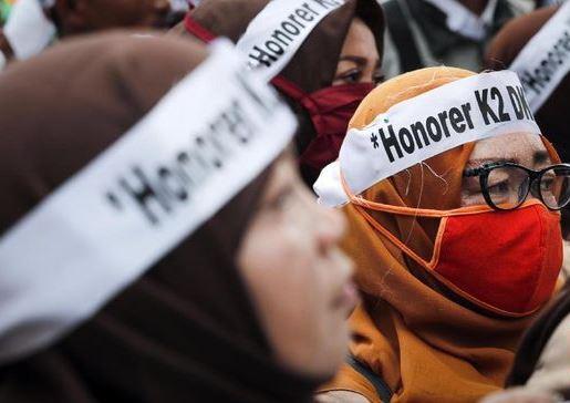 Tenaga Honorer Dihapus, Bagaimana Nasib Para Guru?