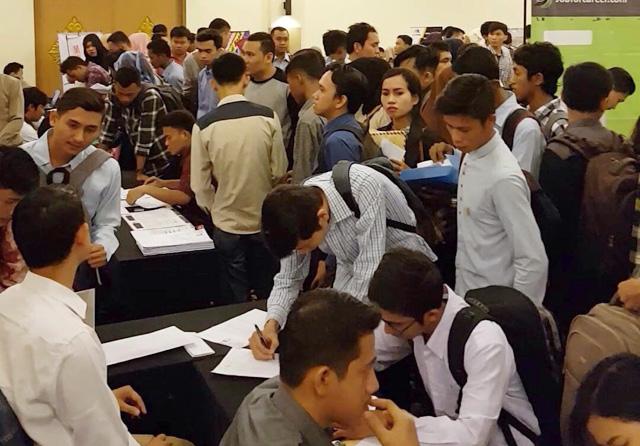 Ini Persyaratan Lamaran Kerja Puluhan Perusahaan Besok