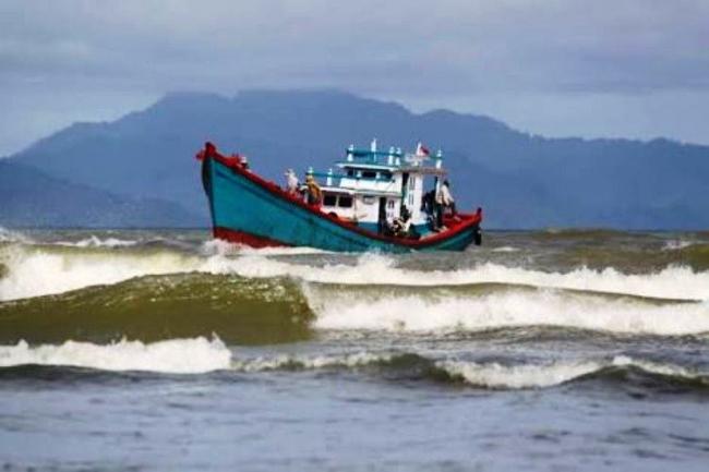 BMKG: Gelombang Laut Lingga 1.2 Meter