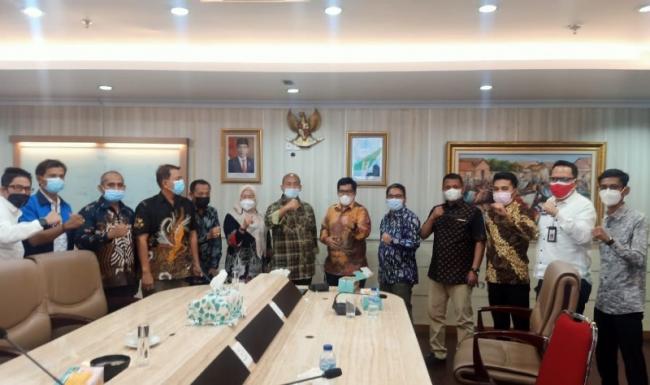 DPRD Natuna dan ANNA Datangi KKP Tolak Legalitas Alat Tangkap Cantrang