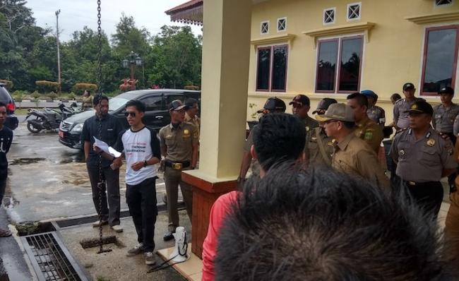 Tak Puas soal CSA, Ormas Gema Lingga Demo Awe-Nizar