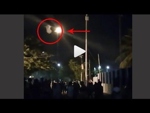 [VIDEO] Seram, Ada Penampakan Kuntilanak saat Tawuran Warga