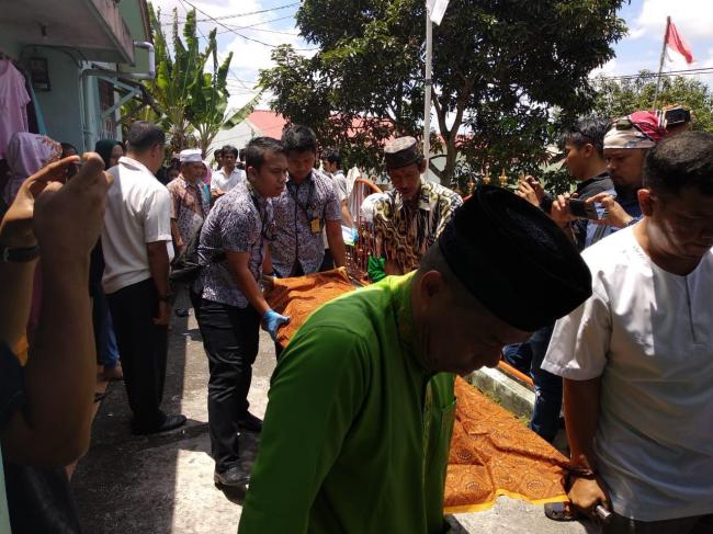 Sebelum Gantung Diri, Edi Sempat Kirim WA ke Pacar