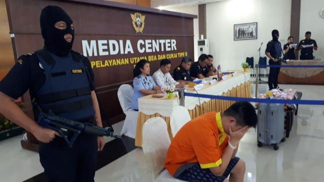 Bea Cukai Gagalkan Penyelundupan 30.037 Butir Pil Ekstasi di Harbour Bay