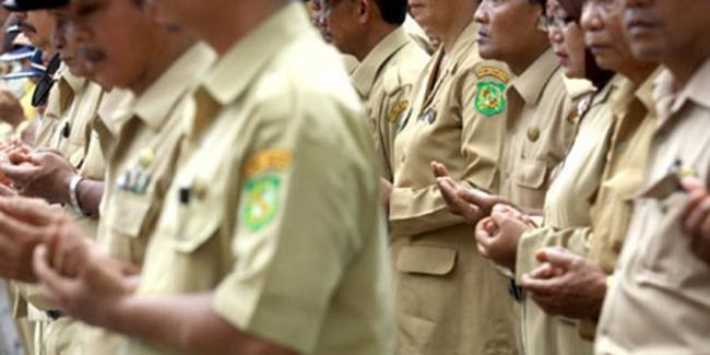 PNS Pria Cerai, Setengah Gaji Wajib Diserahkan ke Mantan Istri