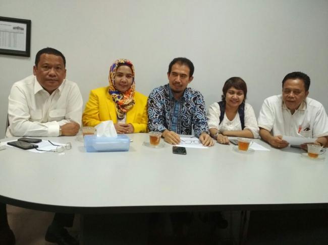 Alumni UI Cari Pengganti Rekaveny
