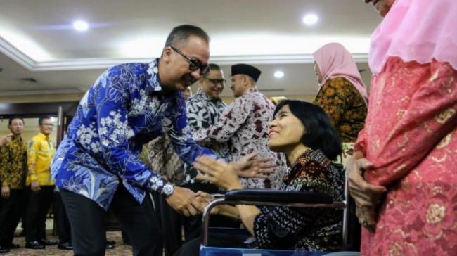 Eva Rahmi Kasim, Pejabat Kemensos Pertama Penyandang Disabilitas