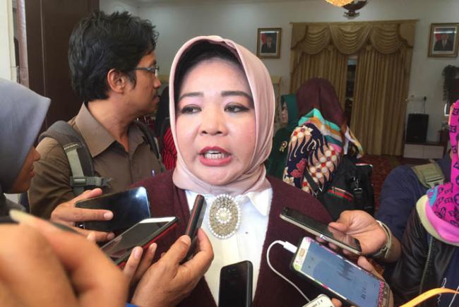 Nyimas Novi Tampung Pengaduan Pekerja PT MOS terkait PHK