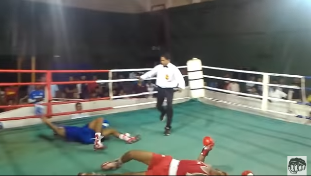 Saling Pukul, 2 Petinju Ini KO Bersamaan