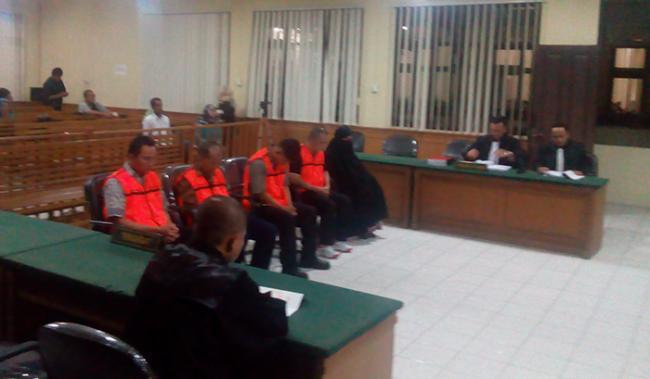 Abob Cs Sampaikan Pledoi, Tiga Terdakwa Menangis Minta Ampun