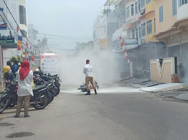 Mila Kaget Lihat Sepeda Motor Tiba-tiba Terbakar