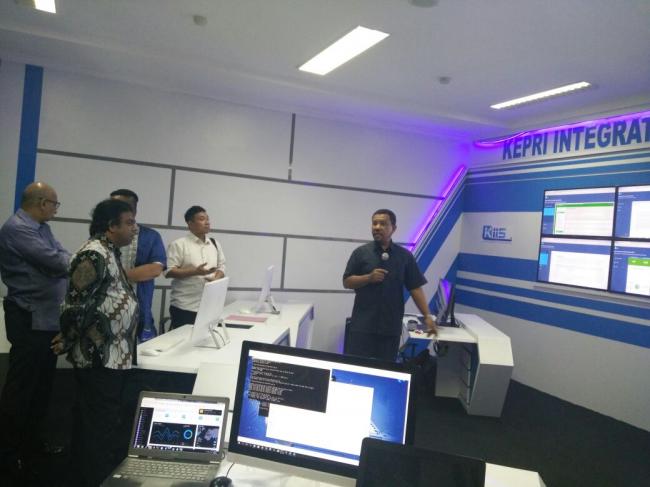  Founder IEF Shoeb Kagda Kaget Lihat Kantor Kominfo Kepri