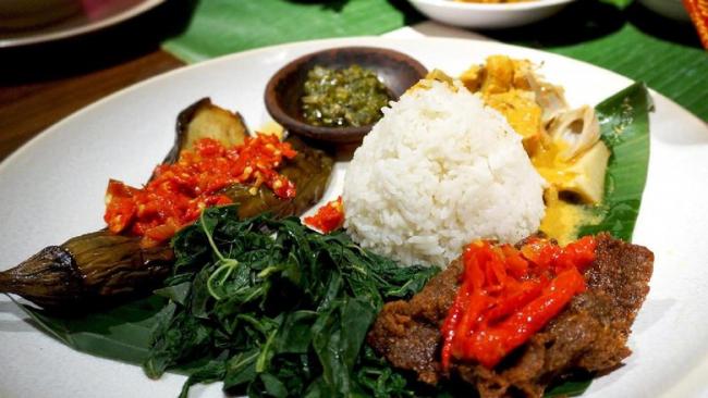 TKN Tolak Pemboikotan: Siapa yang Bisa Seminggu Tak Makan Nasi Padang?