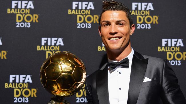 Ronaldo dan Nani Antar Portugal ke Final Piala Eropa 2016