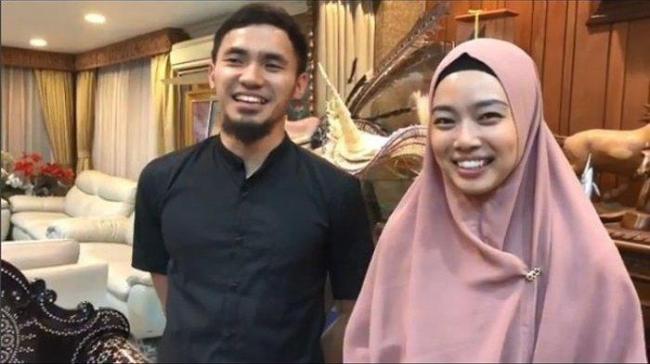 7 Fakta Menarik Lindswell Kwok yang Mualaf dan Kini Berhijab