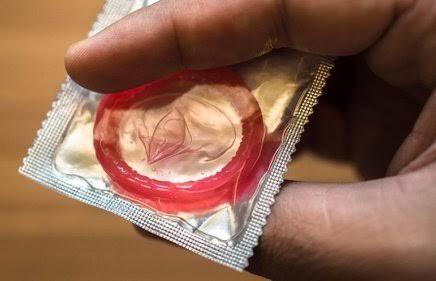 Penjualan Kondom Meningkat di Tengah Wabah Corona, Ada Apa?