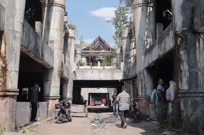 Potret Kusam Pasar Induk "Kastil Drakula" Jodoh, 18 Tahun Menunggu Nasib 