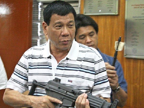 Takut Dibunuh Duterte, 27 Walikota dan 31 Polisi Pelindung Gembong Narkoba Menyerah