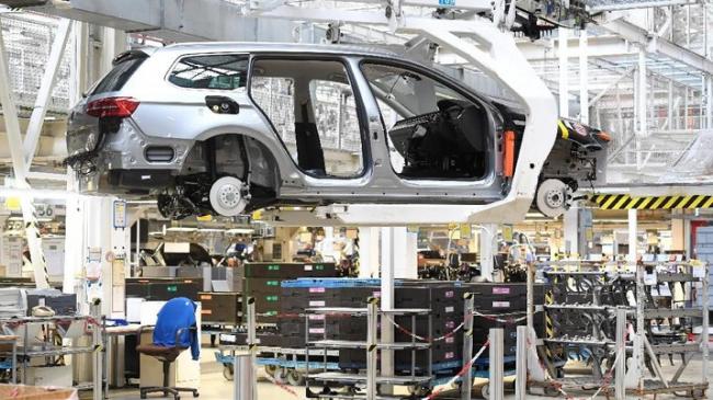Ada Fenomena Pabrik Mobil Tesla Cs Setop Produksi, Kenapa?