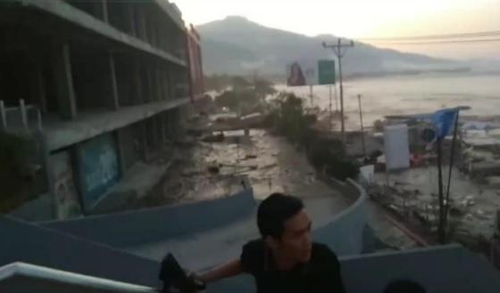 Video Tsunami Palu Diduga Gelombang Mencapai 5 Meter