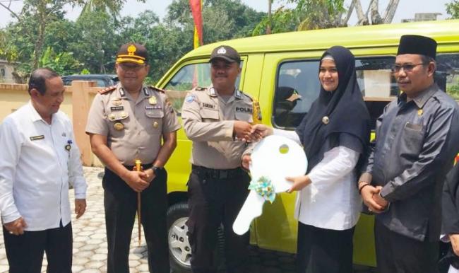 Bripka Samson Sisihkan Uang Gaji Beli Ambulans untuk Warga