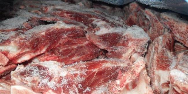 Pengusaha Rumah Makan Mengeluh, Harga Daging Es Melambung Tinggi