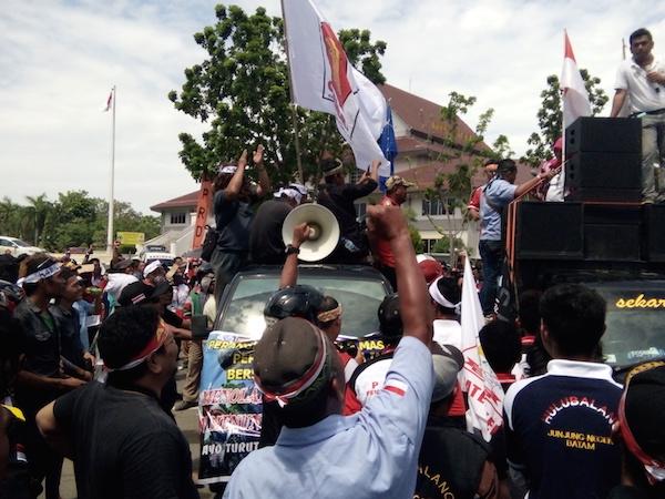 Warga Batam Terkecoh Revisi Tarif Listrik dari Gubernur