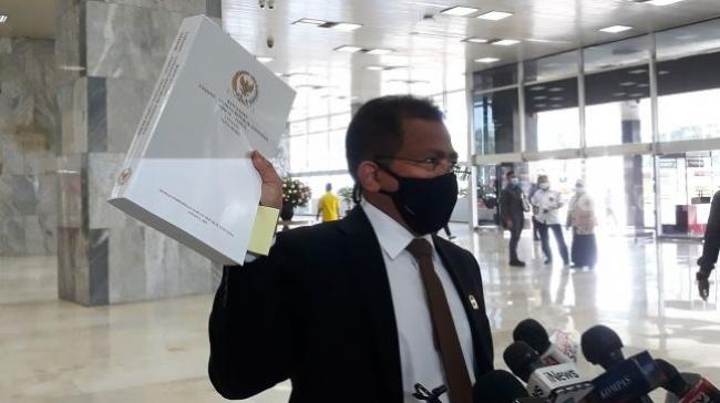 Akhirnya! Draf Final UU Cipta Kerja Sampai ke Tangan Jokowi