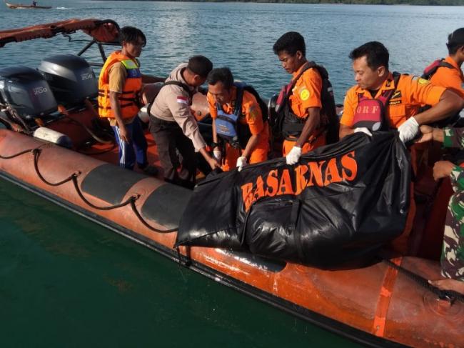 Nelayan yang Hilang Akibat Tersambar Petir di Perairan Bakong Lingga Ditemukan