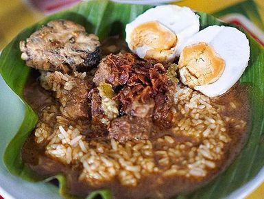 10 Kuliner Legendaris di Pati yang Patut Dicoba Saat Mudik 