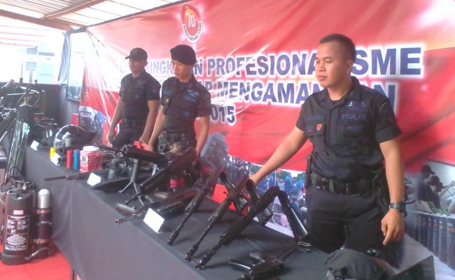 TNI-Polri Pameran Senjata di Poltek Batam, Ada Senjata Api Antiteror