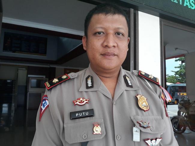  Polisi Lacak Pemilik Avanza Maut