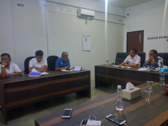 Bawaslu Batam Diserbu Puluhan Orang