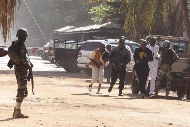 Ratusan Pria Bersenjata Tewaskan 41 Orang di Mali