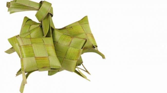Cara Jitu Masak Ketupat Hemat Gas, Ayo Dicoba!