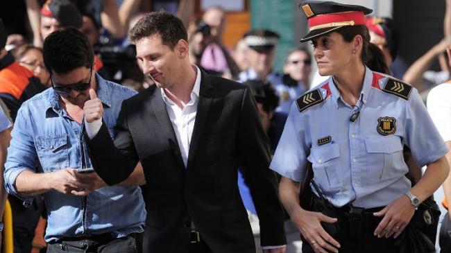  Lionel Messi Divonis 21 Bulan Penjara