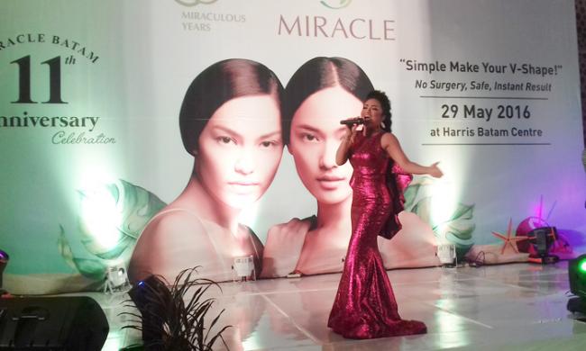 Hadiri Ultah ke-11 Miracle Batam, Krisdayanti: Jadilah Cantik Melalui Miracle